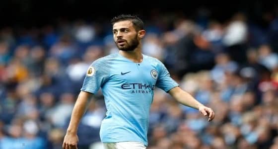 برشلونة يستغل أزمة مانشستر سيتي لإغراء نجمه