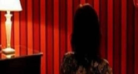 أمين شرطة وزوجته يستدرجان راغبي السهرات الحمراء