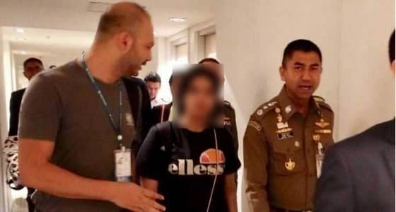 سفارة المملكة في بانكوك تكشف ملابسات إيقاف الفتاة " رهف " الهاربة من أهلها