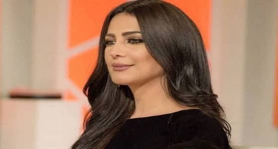 بالفيديو.. جدل كبير بسبب «استحمام» سوسن هارون