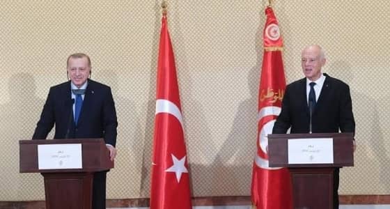 التونسيون لأردوغان: أزعجته رائحة الدخان ولم تزعجه جثث أطفال سوريا الذين أحرقهم