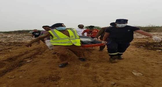 " جرفت السيول مركبته " .. العثور على جثمان مواطن بأبو عريش