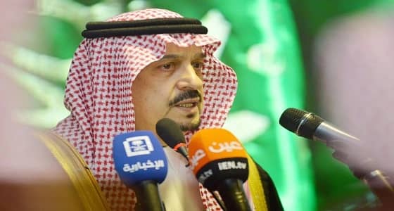 بالفيديو.. أمير الرياض يعتذر لأحد طلاب جامعة الملك سعود