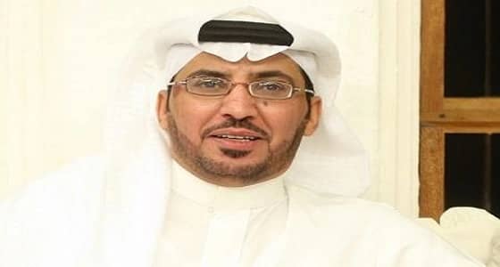 الروقي منتقدًا تعيين " النقشبندي " رئيسًا للحكام: الاختيار عجيب غريب