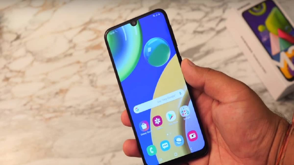 بدء شراء هاتف سامسونج الجديد بسعر مناسب