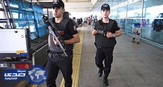 احتجاز وترحيل مراسل «بي بي سي» في تركيا