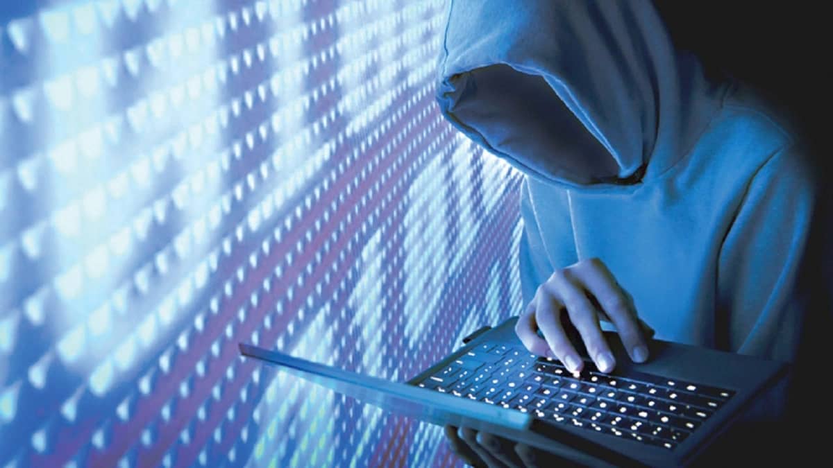 مطالبات بالقبض على مغتصب أطفال الرياض