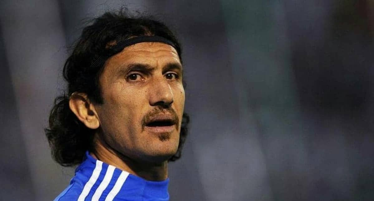 إصابة حارس منتخب تركيا السابق بكورونا