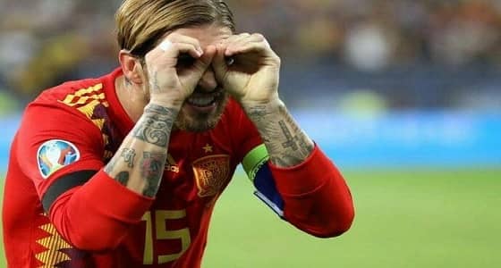 السر وراء احتفال راموس بالنظارة بعد تسجيله الهدف الأول