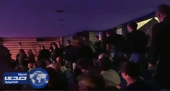 حقيقة إقتلاع شعر «ترامب» أثناء تشغيل مراوح طائرة