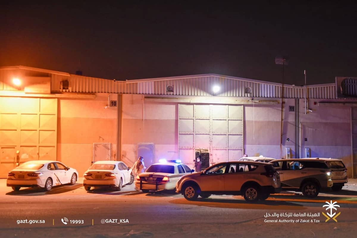 الكشف عن مصير مفاوضات الأهلي مع الجزائري جمال بلعمري