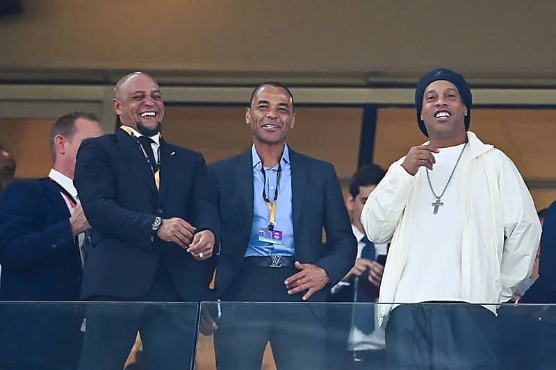 شاهد .. ردة فعل رونالدينيو بعد تسجيل الهدف الثاني للأرجنتين