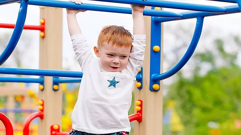 8 فوائد يحصل عليها الطفل من النشاط البدني