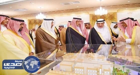 بالفيديو.. وزير تركي يشعل سخرية السوشيال ميديا أثناء صلاة العيد مع الجيش