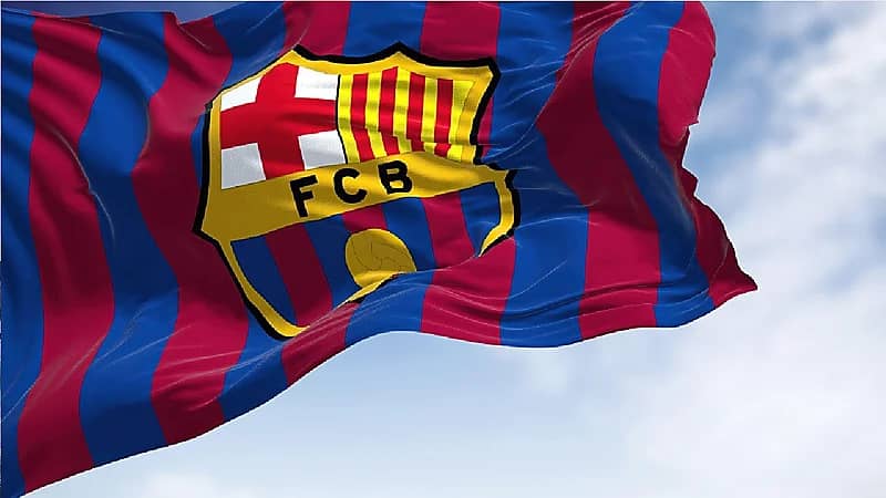 يويفا يفتح تحقيقاً ضد برشلونة