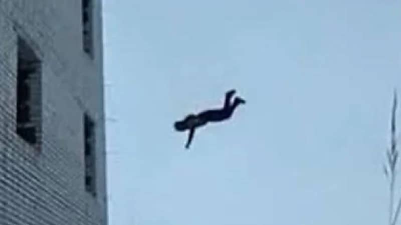 سقوط طالبة من الطابق الثاني في مدرسة بالمنطقة الشرقية