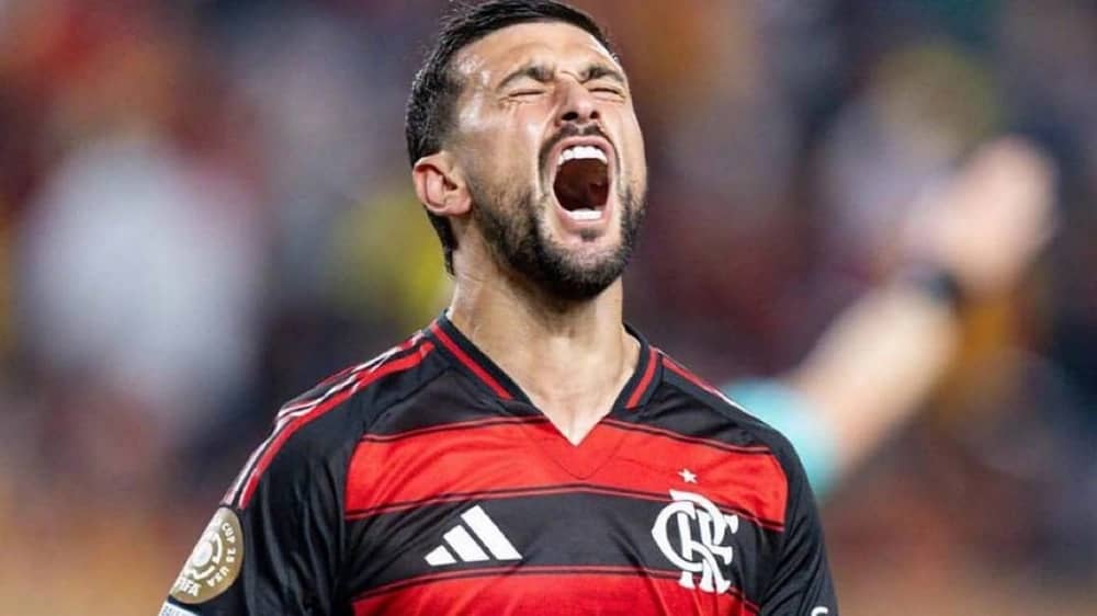 نادي نيوم يدخل مفاوضات لضم أرسكايتا من فلامينغو على سبيل الإعارة