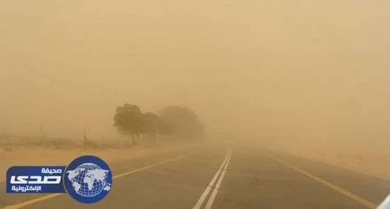 الغبار والأتربة تجتاح مدينة ينبع