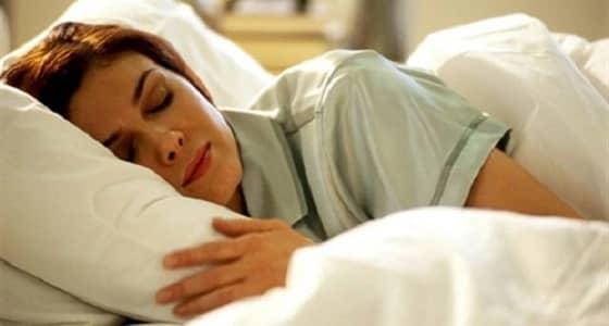 سيدة تنفق 3 آلاف جنيه إسترليني وهي نائمة