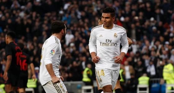 ريال مدريد يتربع في صدارة الدوري الإسباني بالفوز على إشبيلية