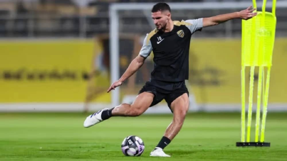 حسام عوار يستعد لمواجهة الخلود