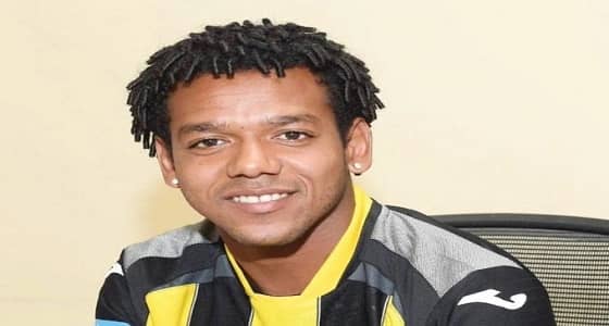 رومارينيو يجدد تعاقده مع الاتحاد