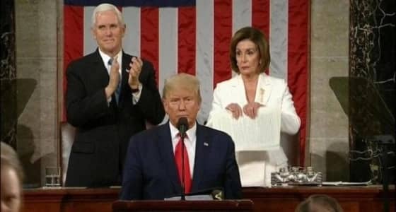 أول تعليق لـ«بيلوسي» على تمزيقها خطاب «ترامب»