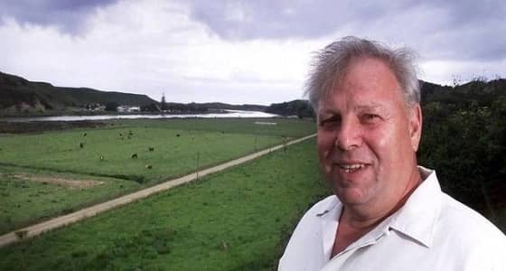 مليونير يعلن عن حاجته لمشاركة أشخاص العيش معه في مزرعته