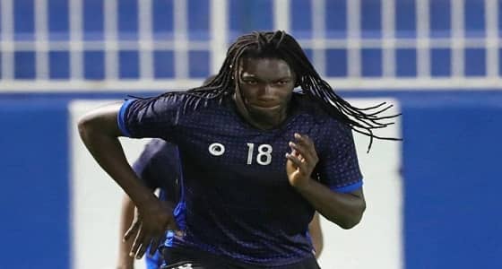 بالصور.. الهلال ينهي استعداداته للقاء السد القطري