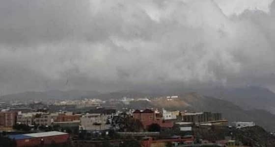 تنبيه من الأرصاد بتكون سحب رعدية ممطرة على نجران