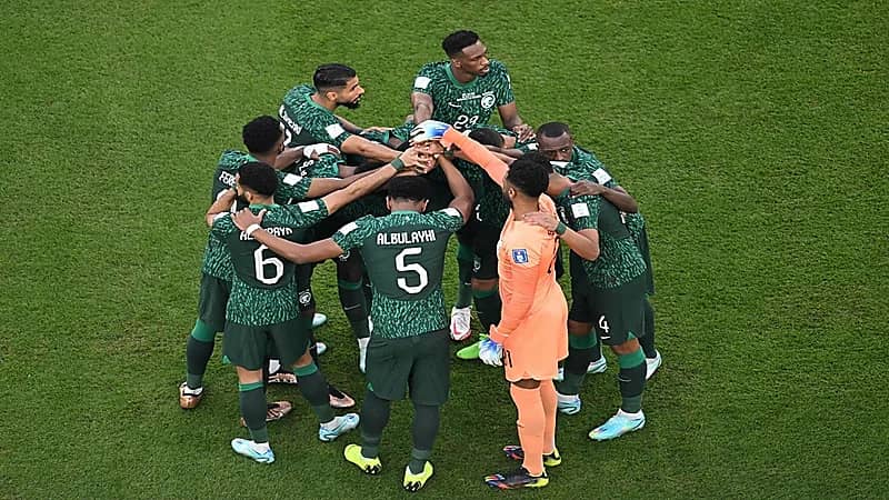 6 لاعبين قد يفقدهم الأخضر حال التأهل بدور الـ16 في المونديال