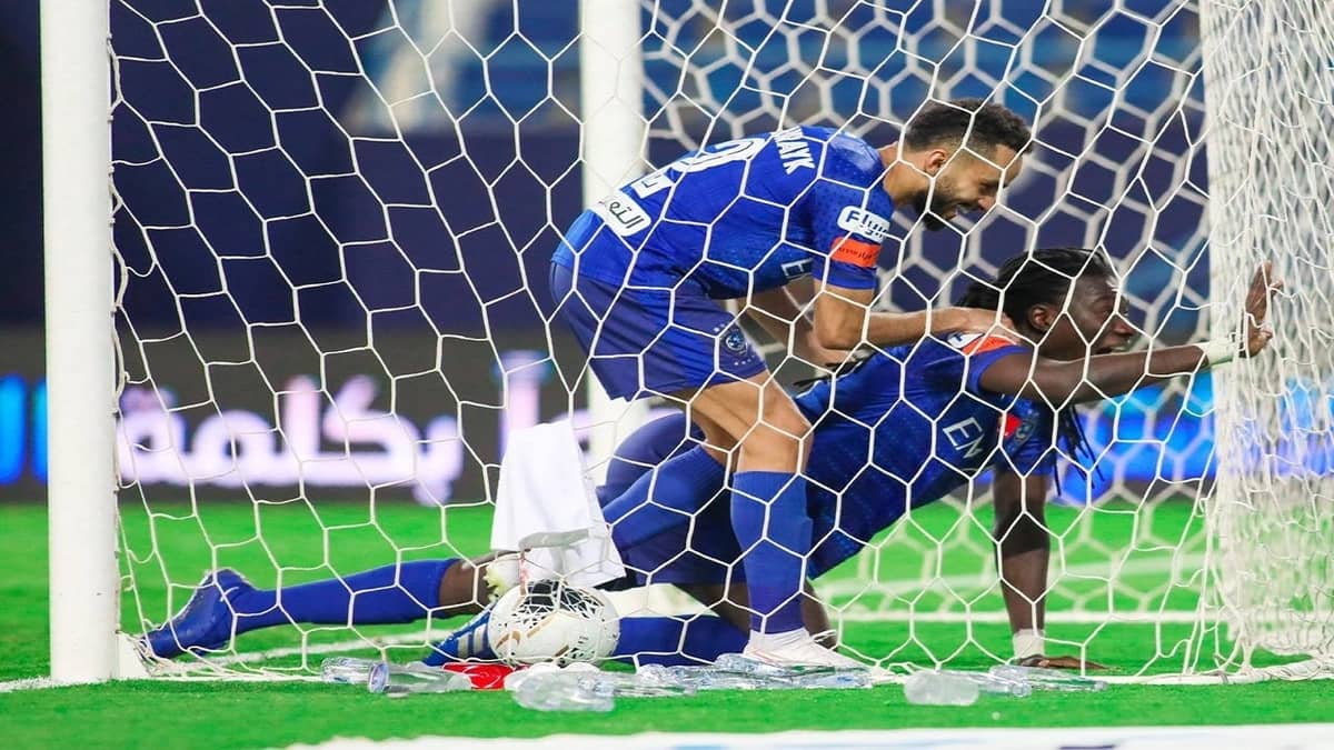 الهلال يدك حصون الحزم برباعية ويتوج ببطولة الدوري للمرة الـ 16 (فيديو وصور)