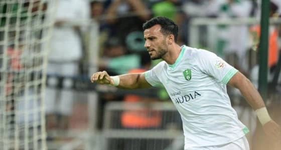 عمر السومة يبلغ الأهلي برغبته في الإعارة
