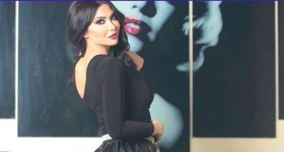 «جميلة باب الحارة» تصدم الجمهور بملابس شبه عارية