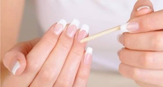أبرزهم «الخل».. وصفات طبيعية لإزالة طلاء الأظافر