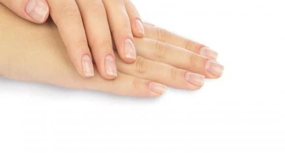 أظافرك مرآة لحالتك الصحية و تعد مؤشرا لإصابتك بالأمراض