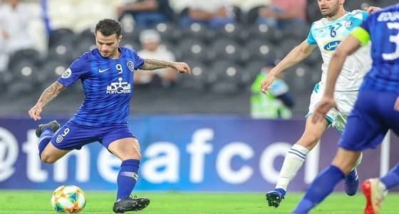 لاكازيتا : " جوفينكو " ينافس رونالدو عبر الهلال