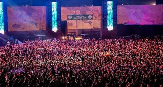 شاهد.. حضور غفير وانطلاق كبير لمهرجان « ميدل بيست»