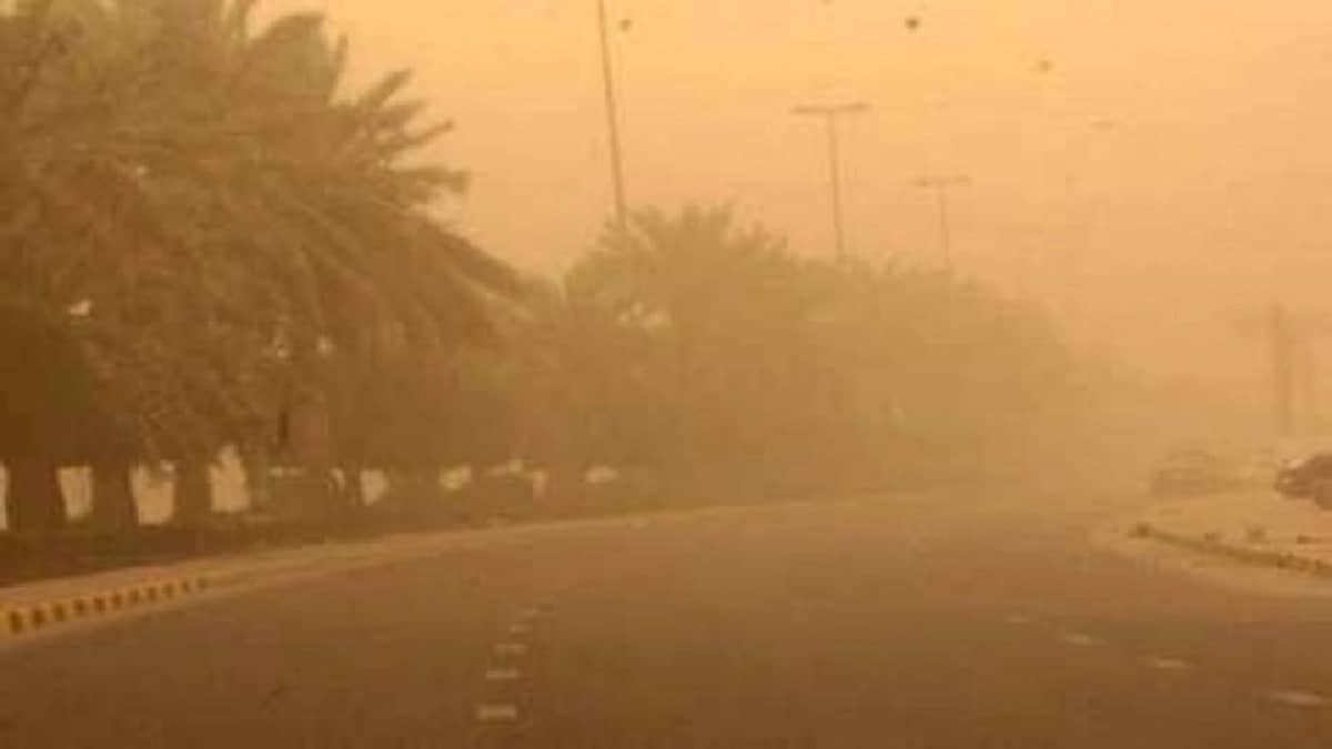 الأرصاد: رياح نشطة وأتربة مثارة على منطقة المدينة المنورة