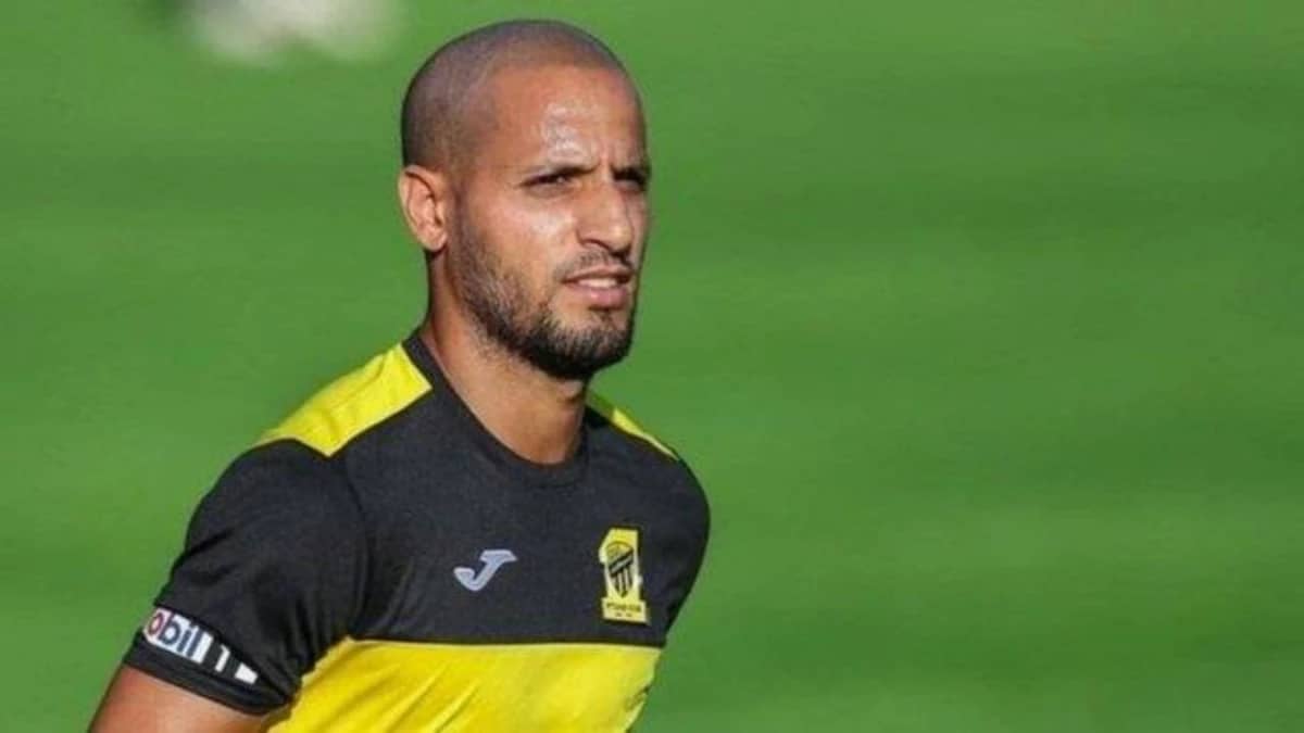 كريم الأحمدي يقترب من نادي تفينتي الهولندي