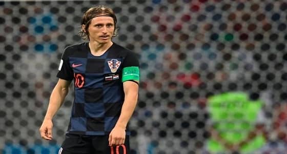 مودريتش يسعى لكسر هيمنة ميسي و رونالدو