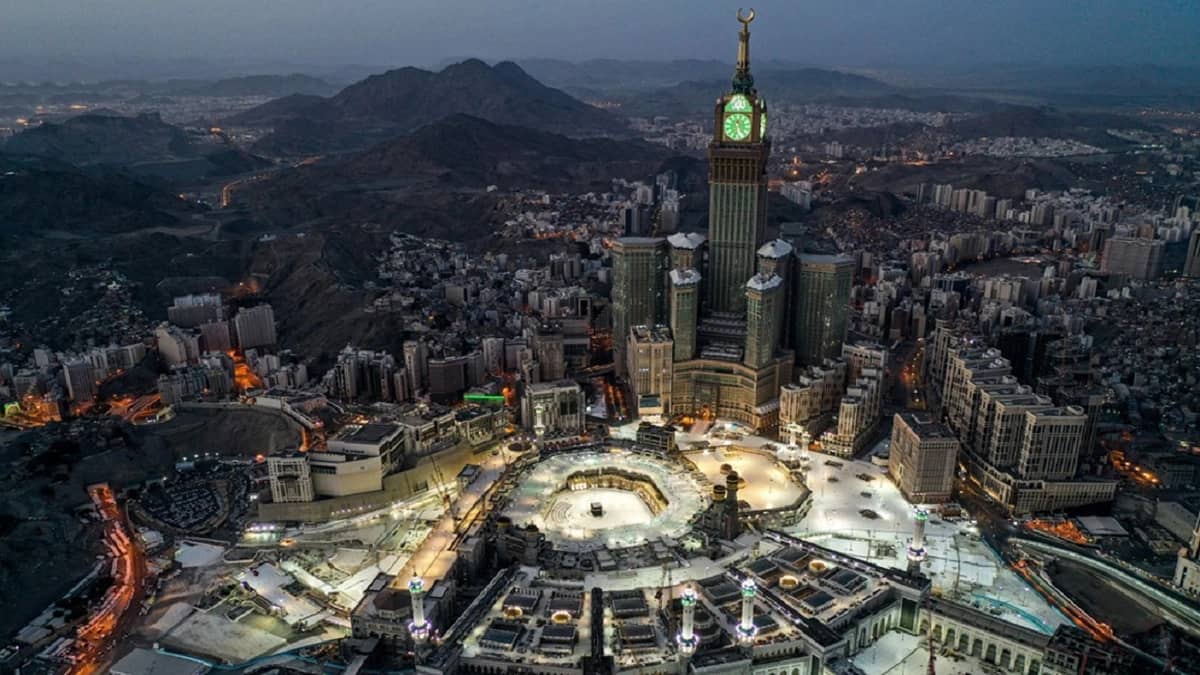 مكة المكرمة تُسجل أعلى عدد إصابات بكورونا والرياض تتراجع