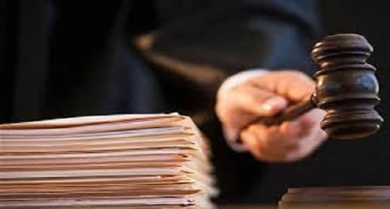 علاقة آثمة بين رجل وربيبته تسفر عن حملها وعقوبة مخففة تثير الجدل