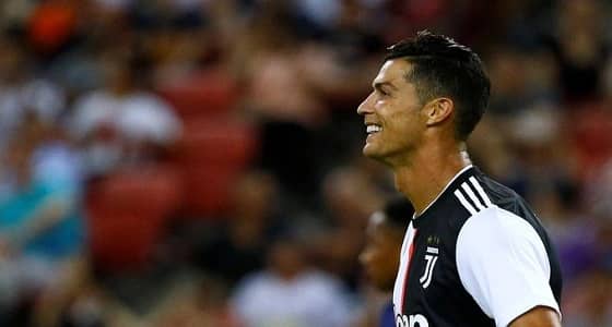 رد فعل طريف لـ رونالدو على تقليد لاعب له بعد إحراز هدف في اليوفي