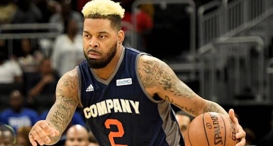 مصرع لاعب كرة السلة الأمريكي إيميت بالرصاص