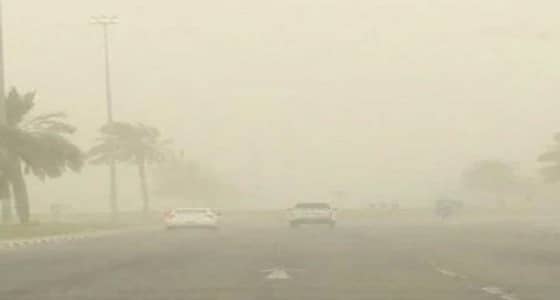 تنبيه.. أمطار وأتربة في 3 مناطق