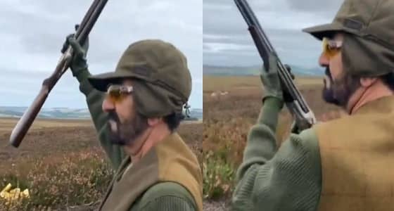 بالفيديو.. الشيخ محمد بن راشد يرقص بالسلاح فرحًا