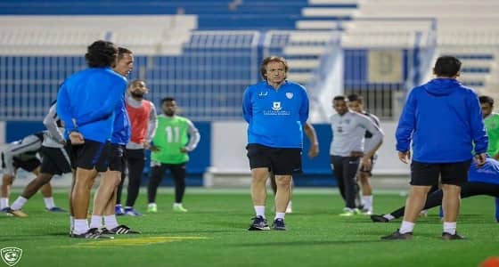 بالصور..الهلال يستعد لـ " الفيحاء "