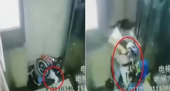 بالفيديو.. إنقاذ رضيع من ميتة مروعة بعدما احتجزه المصعد