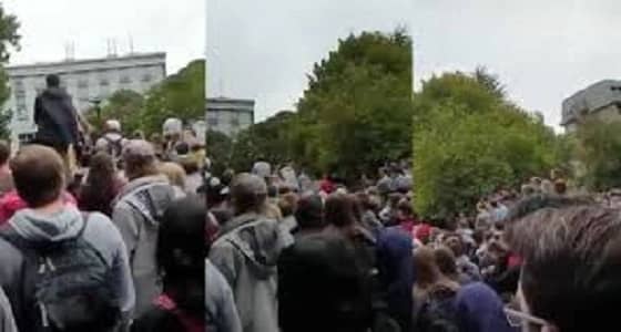 بالفيديو.. رفع الآذان في جامعة نيوزيلندية بصوت أحد شيوخ الحرم المكي